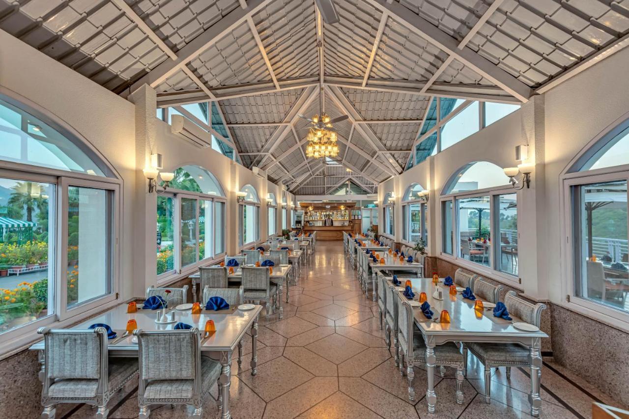 Club Mahindra Kandāghāt Esterno foto