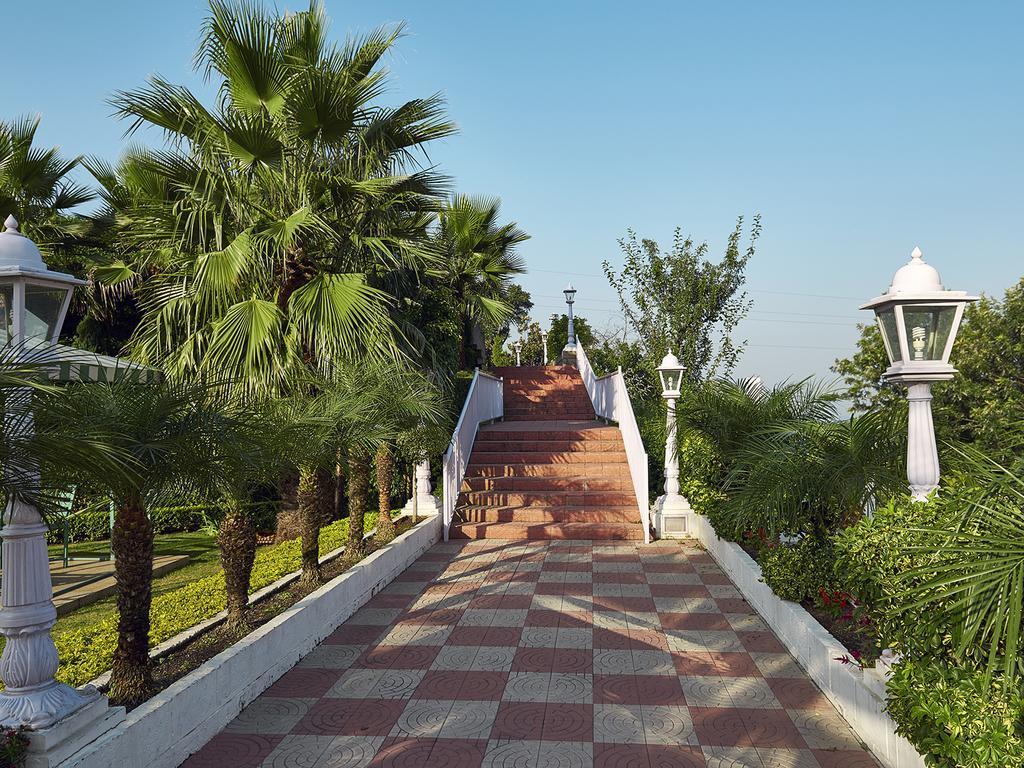 Club Mahindra Kandāghāt Esterno foto